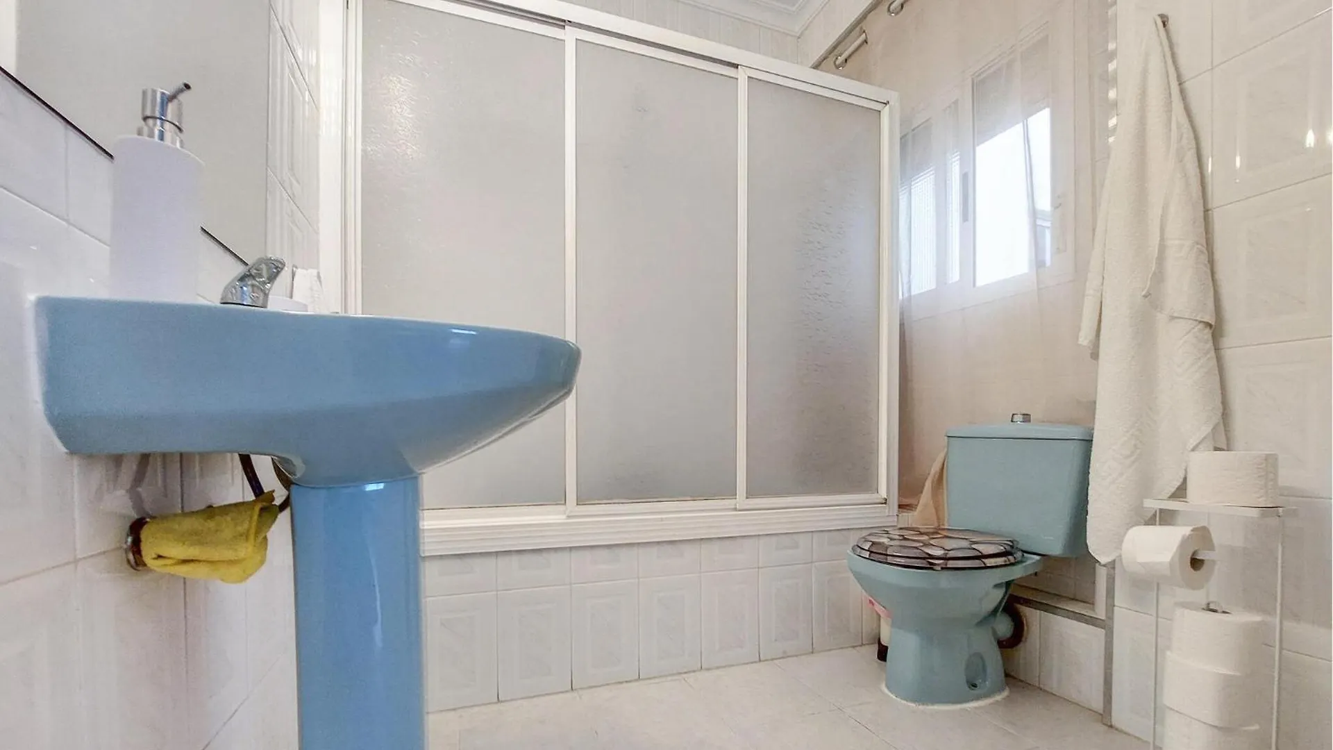 2 Bedroom Awesome Apartment In ロタ スペイン